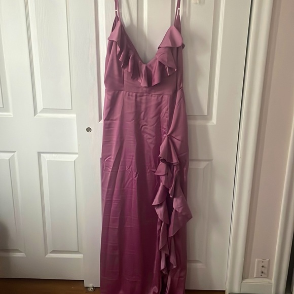Dusty pink brand new long dress satin - Picture 2 of 2